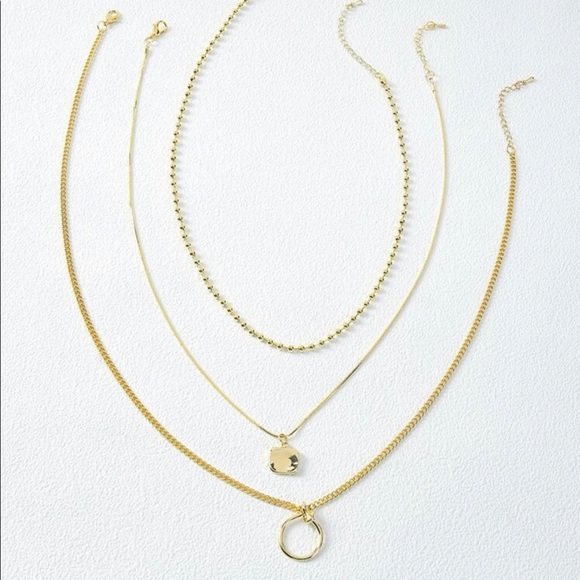 Stacked Necklaces 3 pieces - Picture 4 of 4